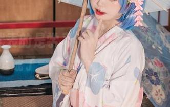 教室代表的是学习，神沢永莉却把图包打造成了一个隐秘的讨论小组。