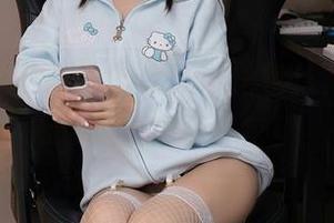 秀人网 - 难以置信的女仆角色！周jojobaby曝出高清图包！