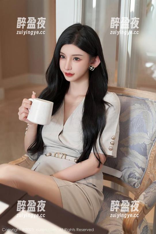 秀人网-林若凡F 秀人网 - 林若凡F日常写真:窥探镜头里的漫戏,啧啧,真有趣!