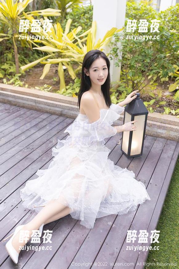 秀人网-田兮白 秀人网 - 精选田兮白的女神时刻,质疑和惊艳交织的体验。