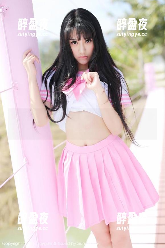 美媛馆-许诺 美媛馆 - 许诺的泳衣写真:有图在线,价格零元!