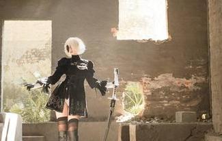 菌烨tako的制服cos,穿越时空的照片,让我想起了学生时代的物理课!