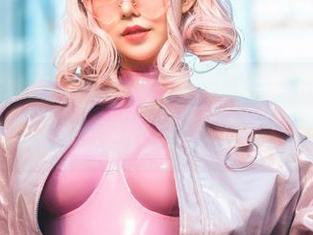 水手服写真:看菌烨tako如何与海风热舞,顺便捞起我的心!