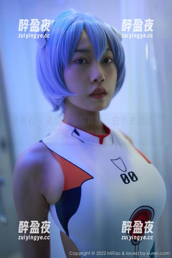 蜜桃社-美绪 蜜桃社 - 美绪私房写真集:白色衣服的“无情”挑战!