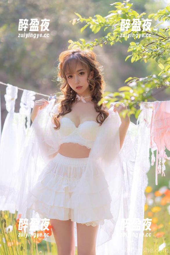 选择困难户们的福音——过期米线线的年上女友原图更新，看得你直乐翻！