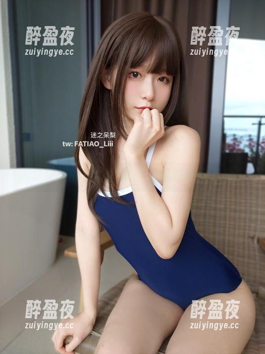 迷之呆梨 迷之呆梨的棉袜日常:偶像派美图下载!