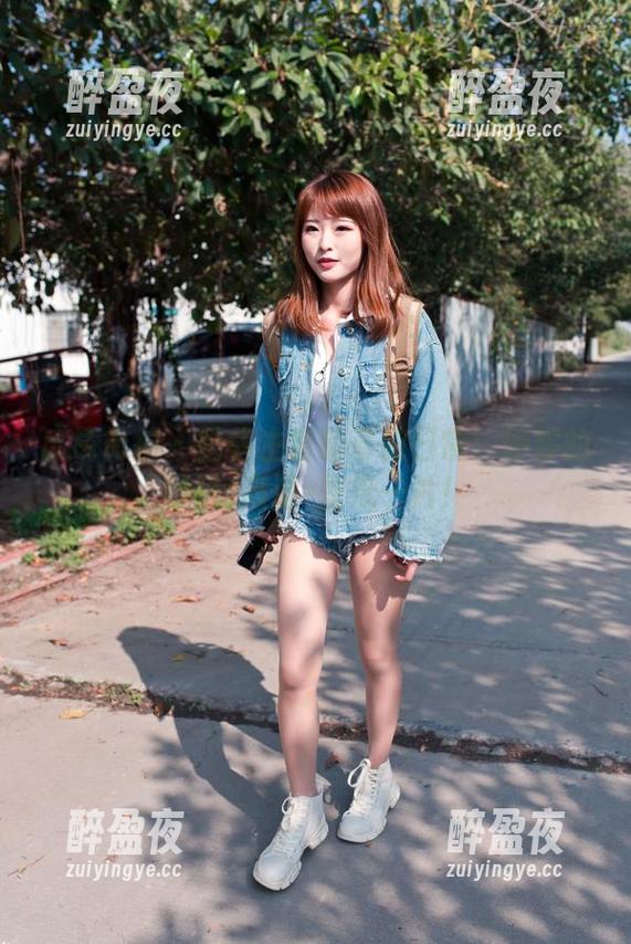 魔镜街拍-婷婷 魔镜街拍 - 销售主管的奇葩日常:婷婷的粉裙+高清=壁纸一片!